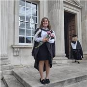 I'm a bright and bubbly medical student from the University of Cambridge, looking to share my knowledge with enthusiastic students